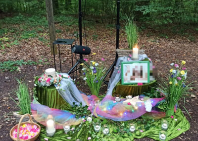 Bunte Beerdigung im Waldfriedhof in Wangen